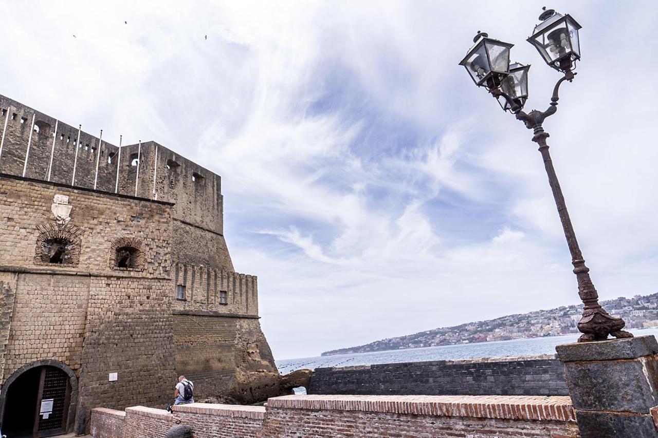 Le 4 Stagioni Dante'S Suites H Napoli Centro, By Clapa Group エクステリア 写真